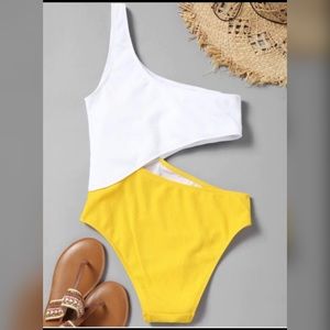 Cutout Ribbed One Shoulder Swimsuit